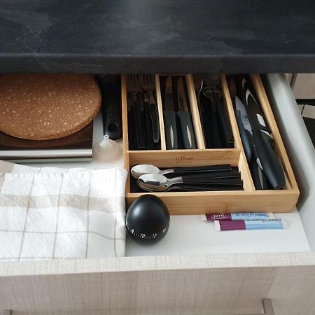 L'Aurore Doree, Duplex Renove - Parking Prive - Wifi Gratuit Apartment Saint-Quentin  Ngoại thất bức ảnh