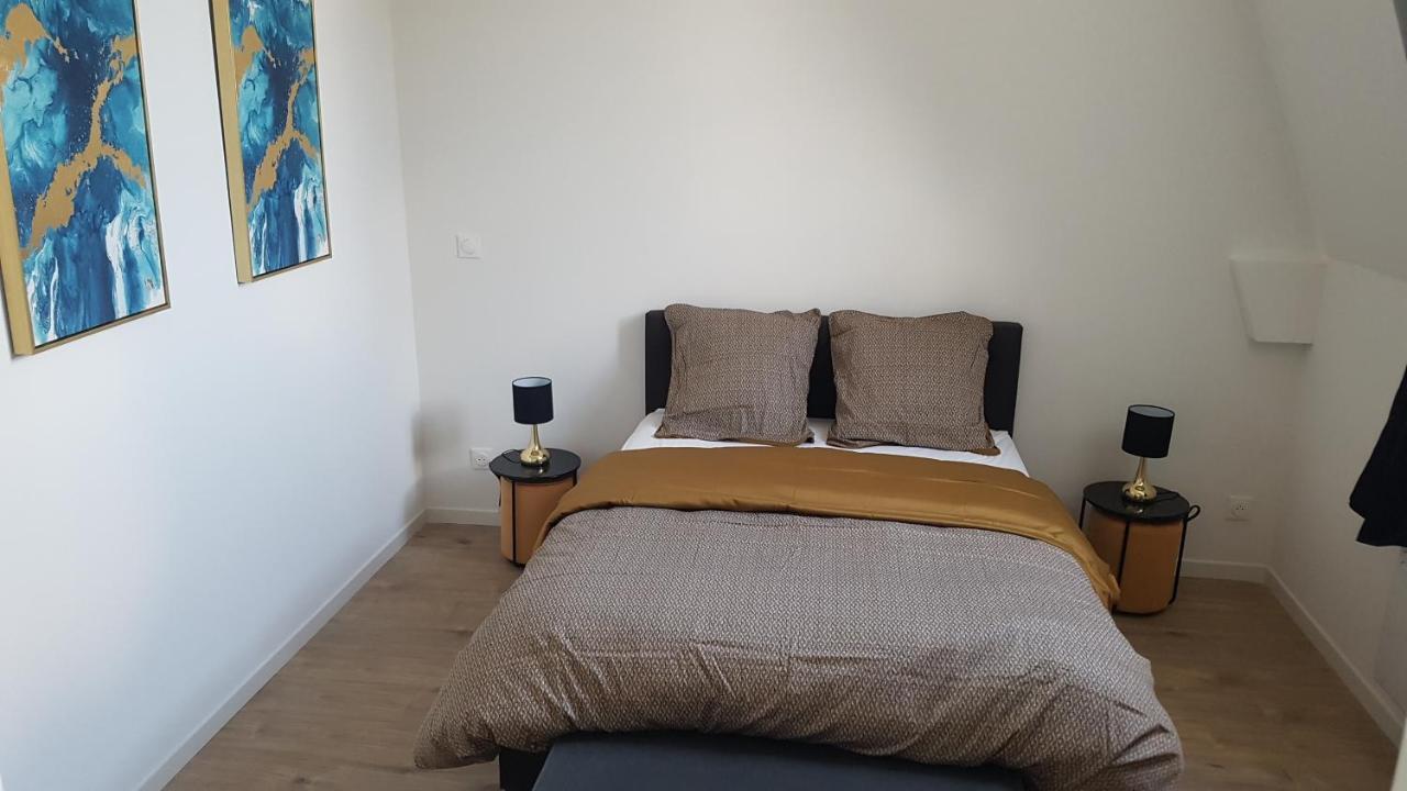 L'Aurore Doree, Duplex Renove - Parking Prive - Wifi Gratuit Apartment Saint-Quentin  Ngoại thất bức ảnh